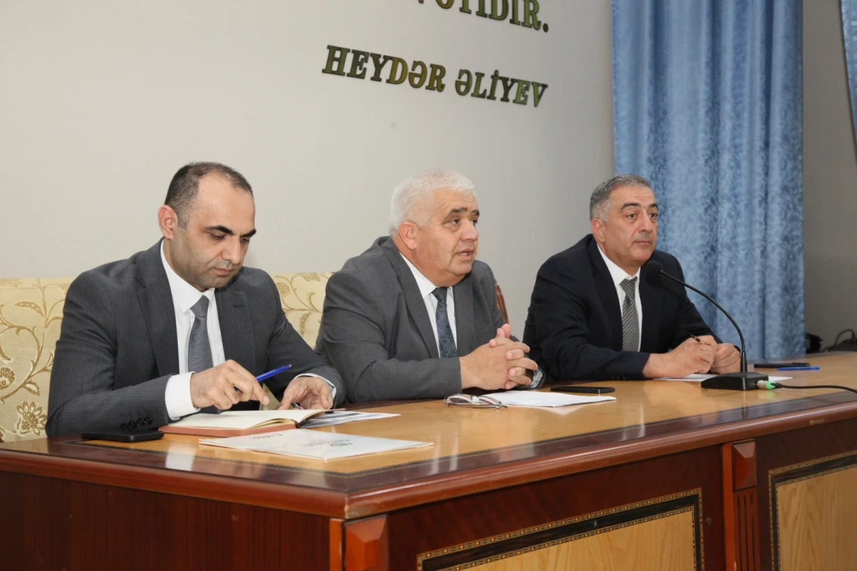 Bərdədə taxıl biçini prosesinin təşkilinə dair regional müşavirə keçirildi — 6