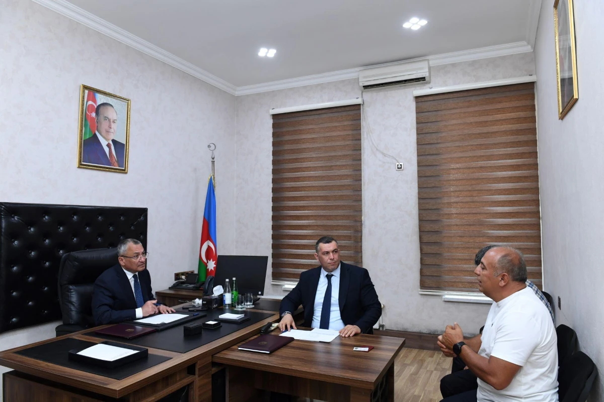 Dövlət Komitəsinin sədri vətəndaş qəbulu keçirdi — 6