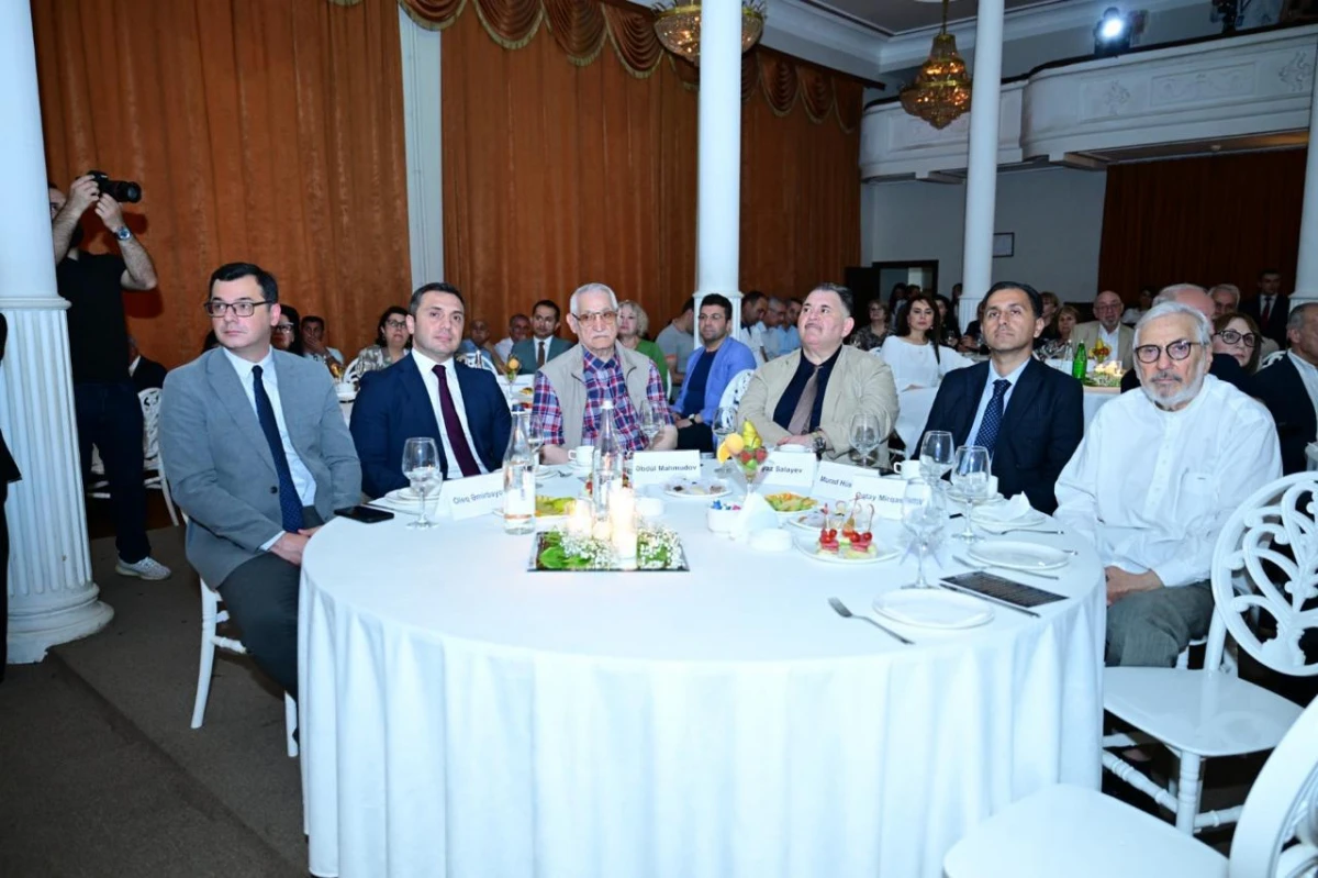 Dövlət Mahnı Teatrında Rəşid Behbudovun xatirə otağı yaradıldı — 3
