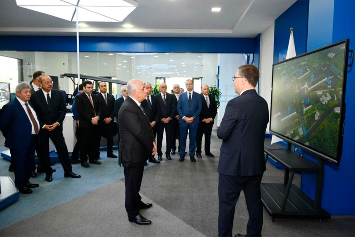Əli Əsədov Daşkənddə “TEXNOPARK” MMC-nin fəaliyyəti ilə tanış oldu
