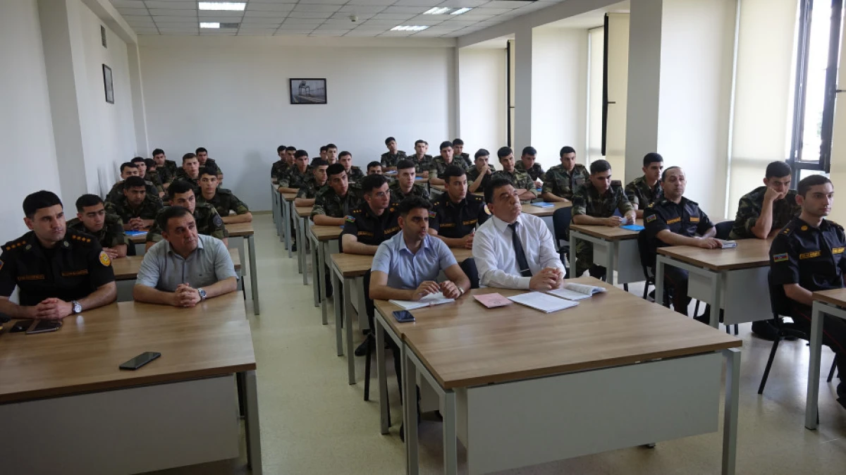 FHN İnsan Hüquqları Aylığı ilə bağlı tədbir keçirdi — 5