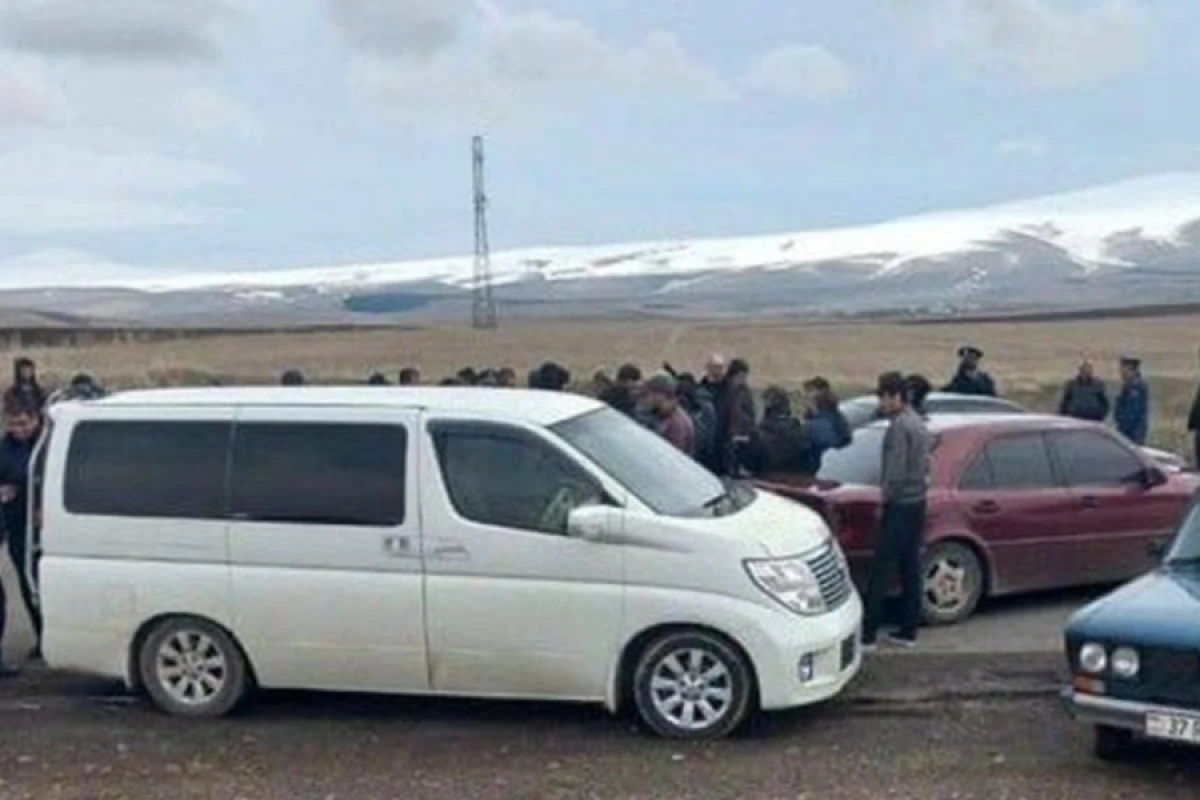 Ermənistandan gələn yük maşınları Gürcüstana buraxılmır