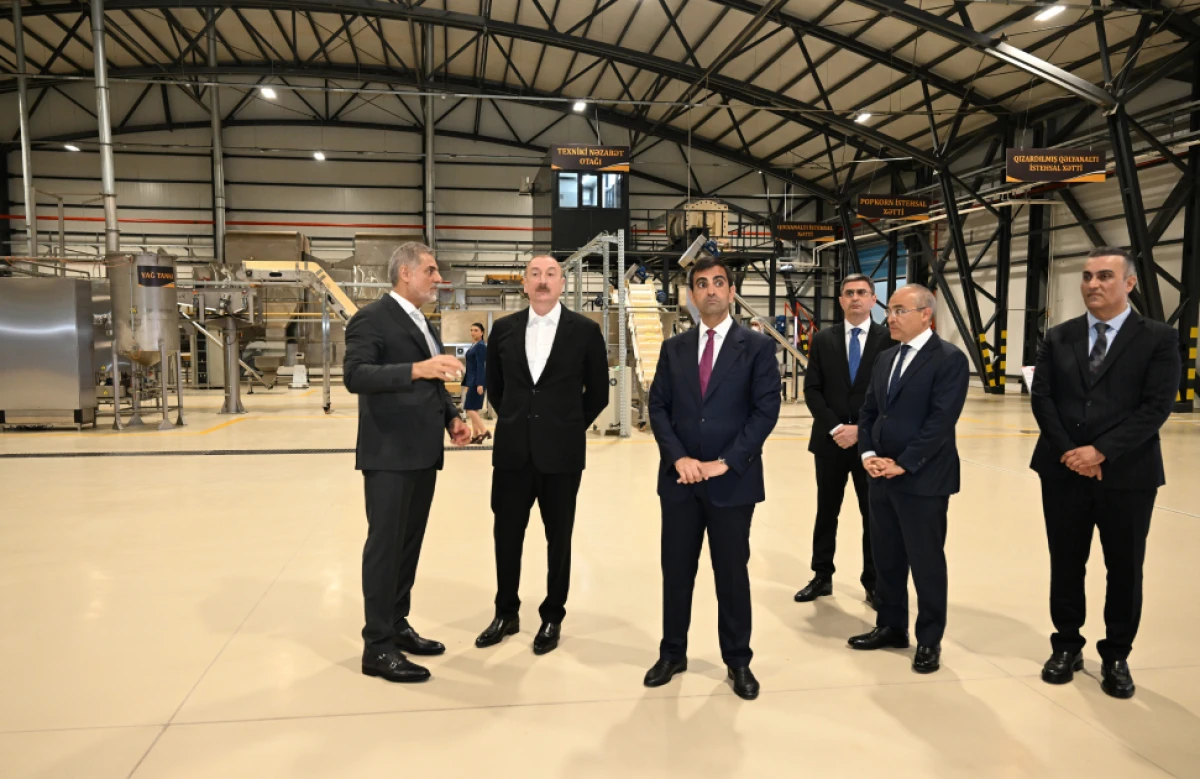 Prezident İlham Əliyev Bakıda müxtəlif növ və çeşiddə qəlyanaltı məhsullarının istehsalı zavodunun açılışında iştirak etdi — 3