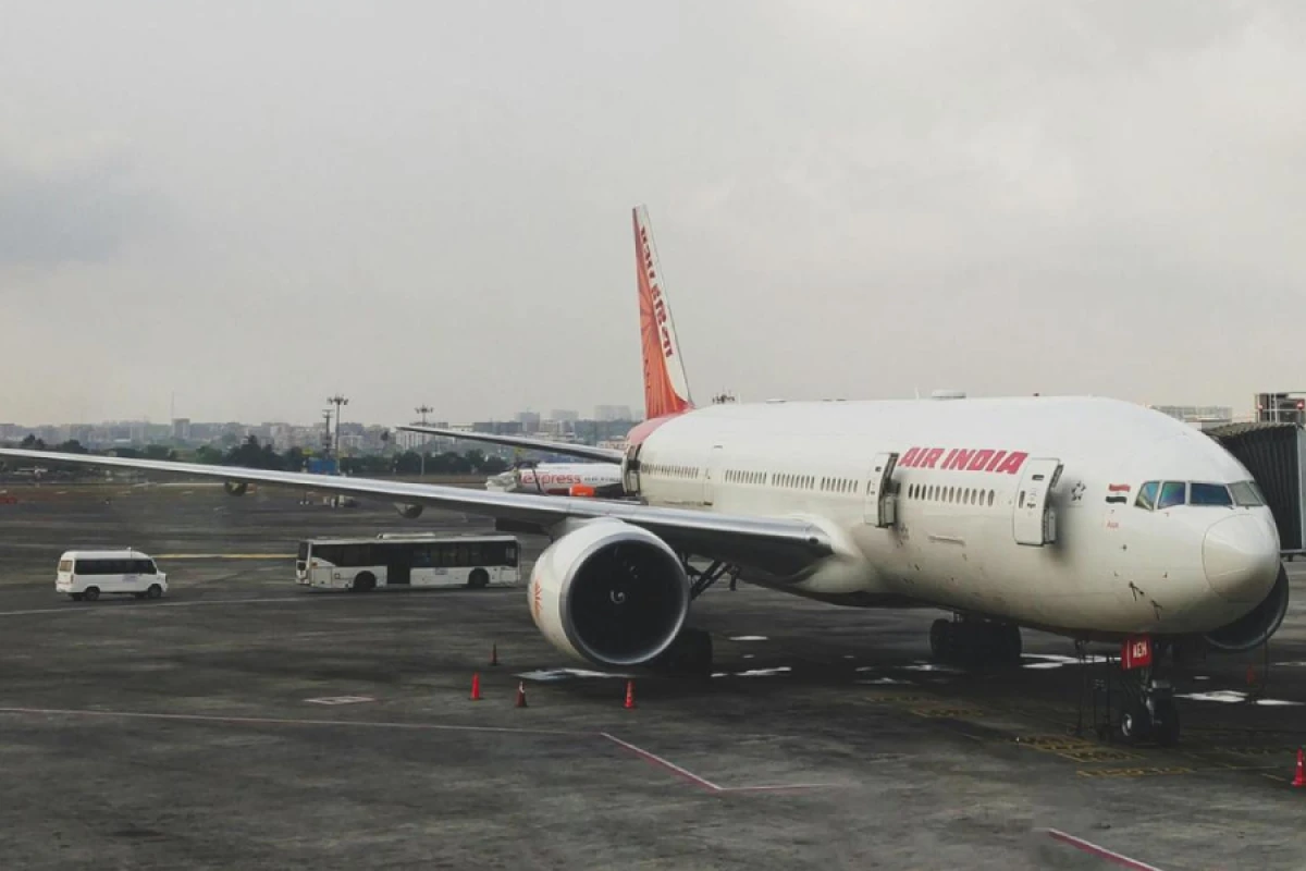"Air India" təyyarəsində bomba təhlükəsi