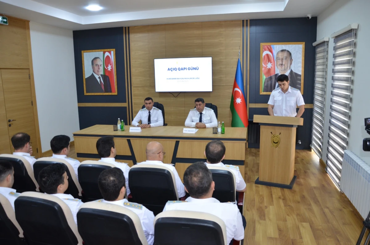 Kürdəmir rayon prokurorluğunda “Açıq qapı” günü keçirildi — 6