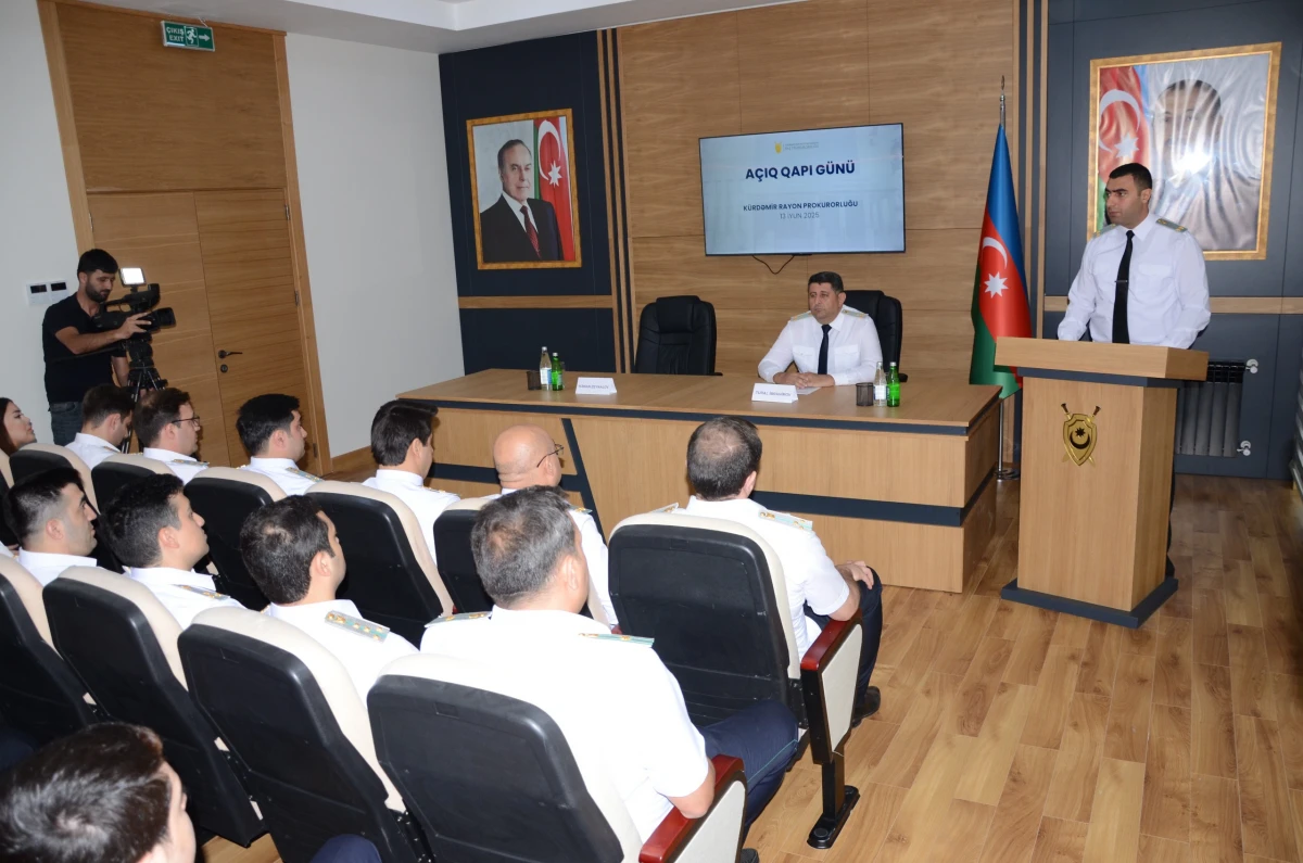 Kürdəmir rayon prokurorluğunda “Açıq qapı” günü keçirildi — 9