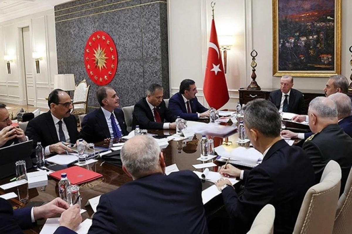 Ərdoğan ilə hökumət üzvləri İsrailin İrana hücumunu müzakirə etdilər