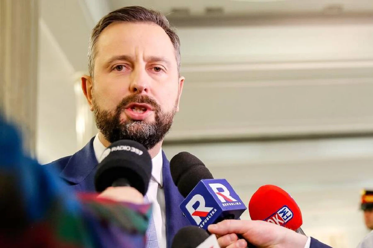 Polşa müdafiə naziri: “Dünya Ukrayna mövzusundan yorulub”