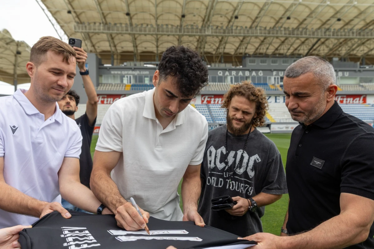 MMA döyüşçüsü “Qarabağ”ın qonağı oldu — 2