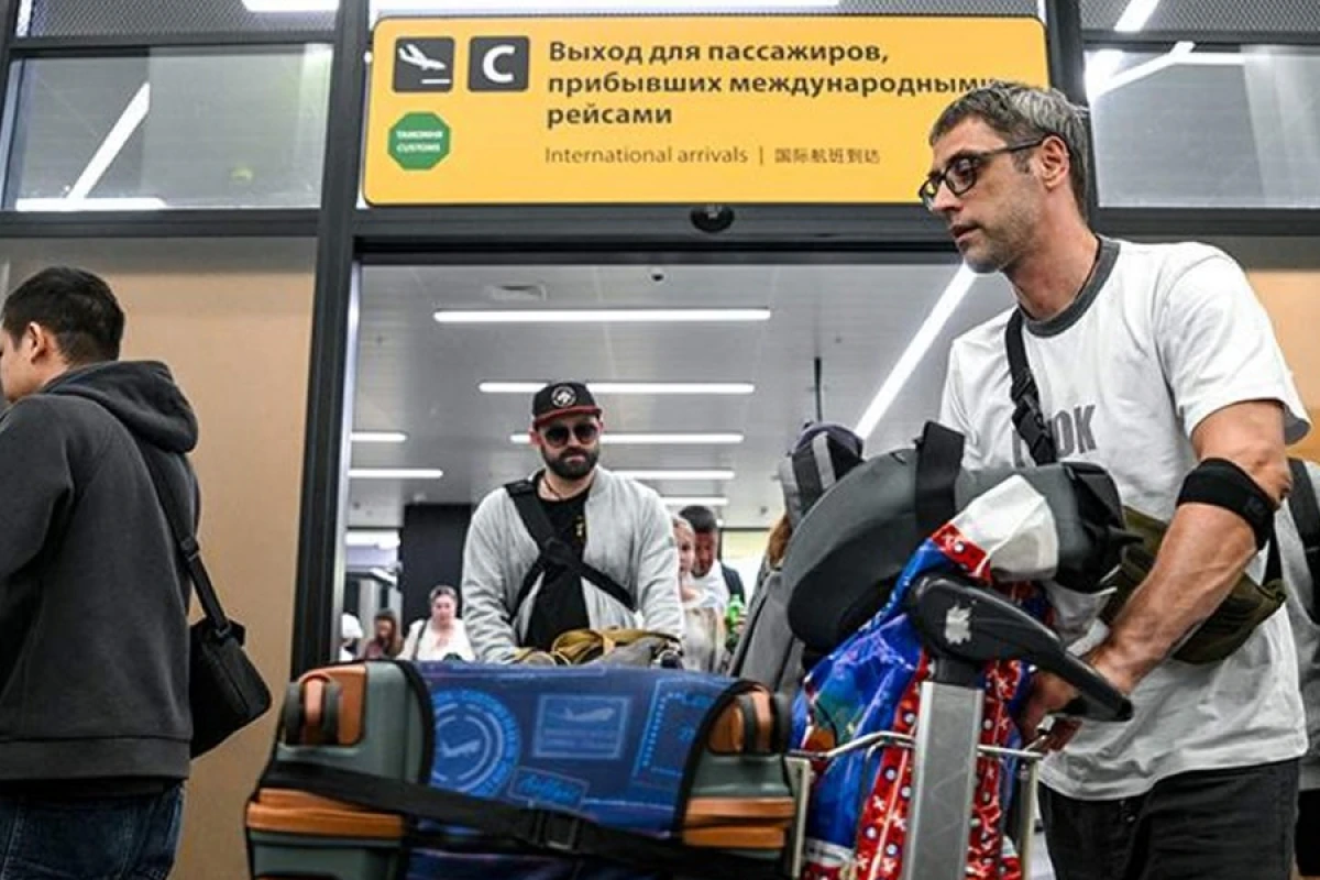 İrandan Azərbaycana 300-dən çox Rusiya vətəndaşı təxliyə edildi