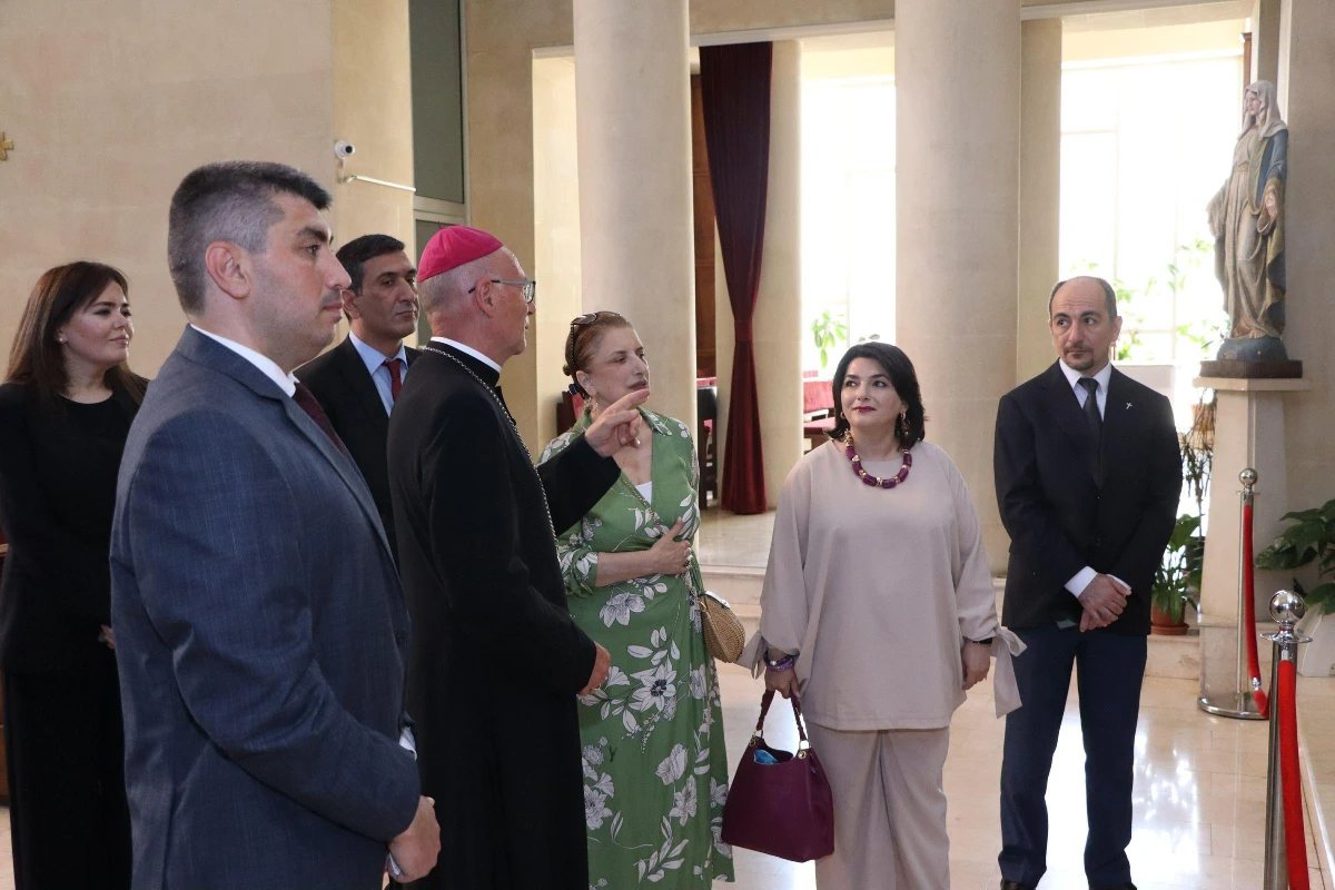Dini Komitə yanında İctimai Şuranın üzvləri Katolik Kilsəsini ziyarət etdilər — 3