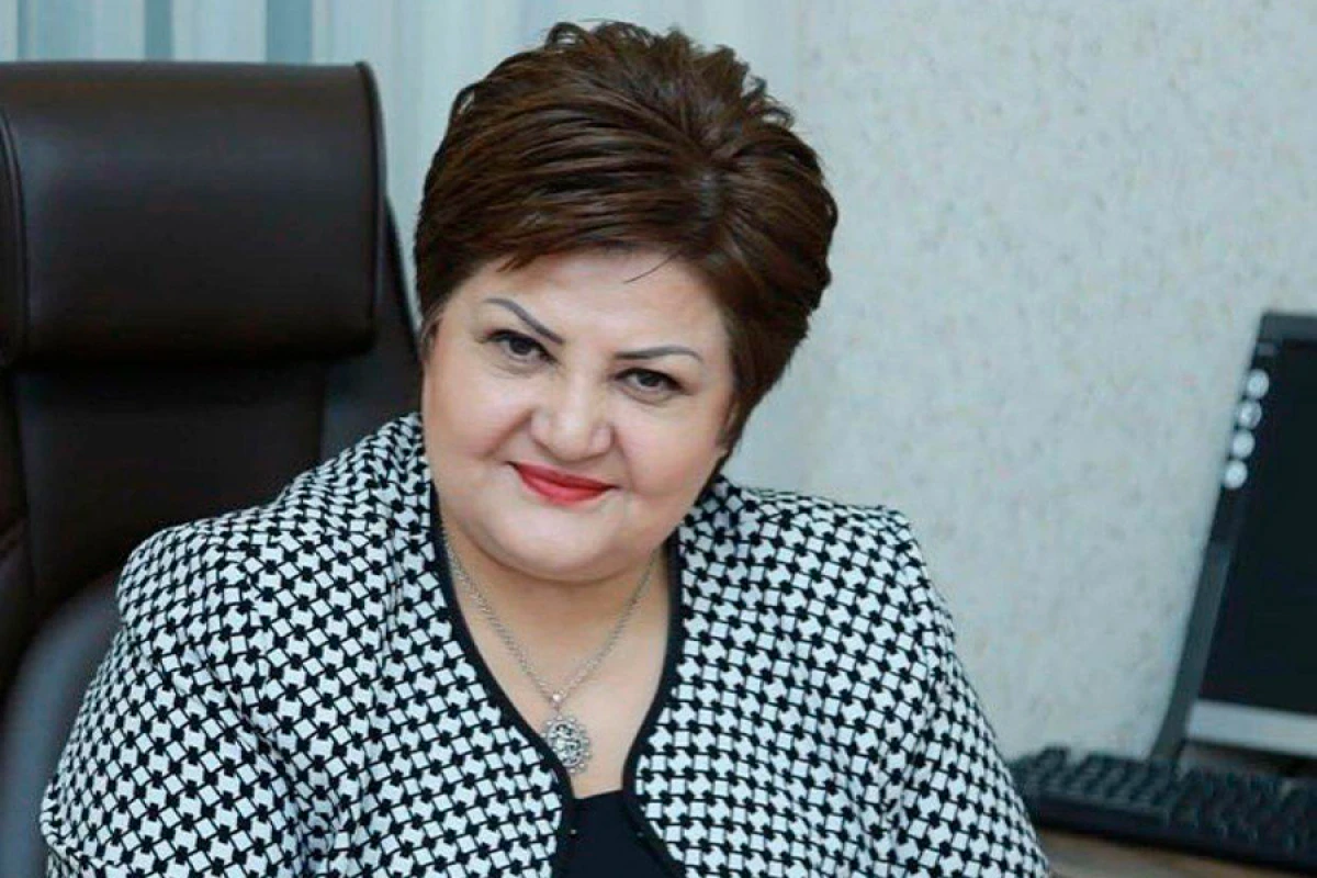 Tənzilə Rüstəmxanlı: "Türk birliyi üçün türk dilində danışmalıyıq"