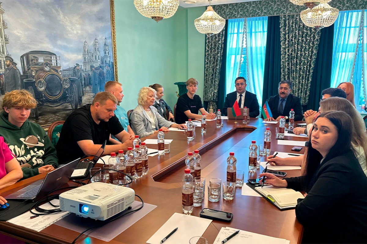 Belarusda "Qayıdış, miqrasiya, stabillik; Azərbaycan təcrübəsi" adlı dəyirmi masa keçirildi