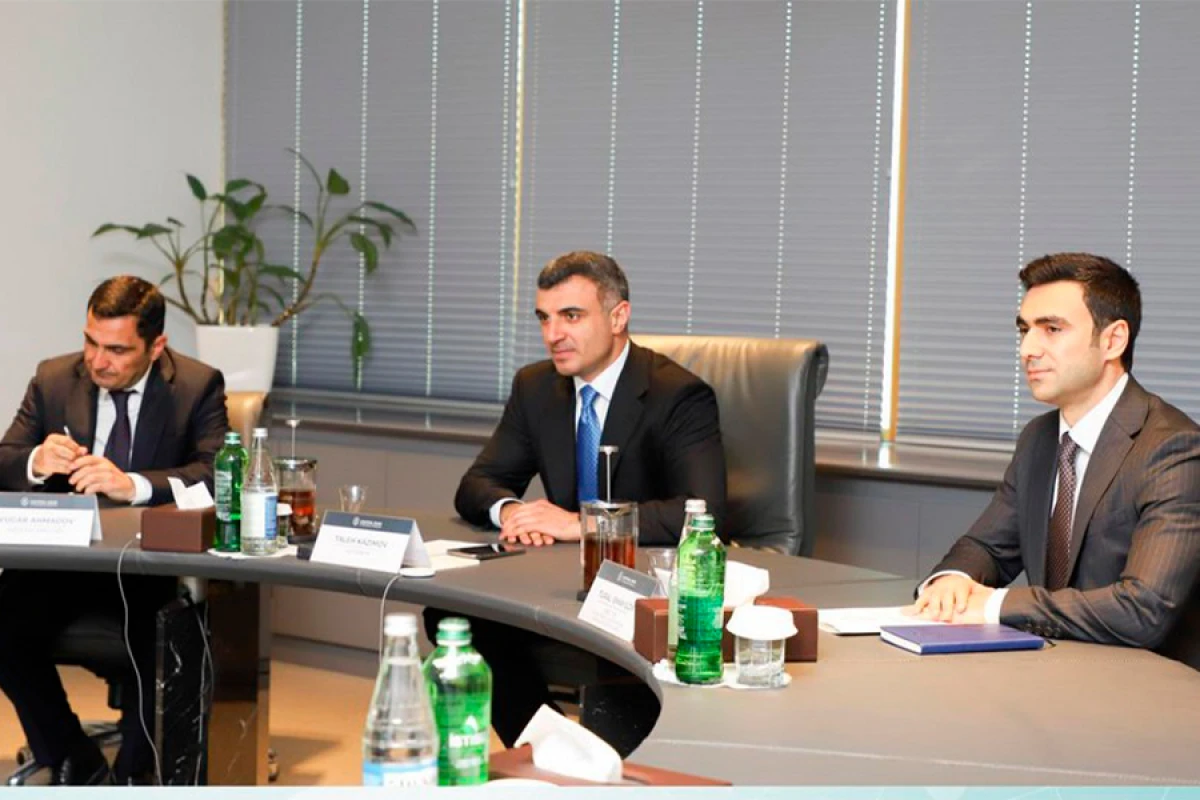 AMB və Dünya Bankı müzakirələr apardı