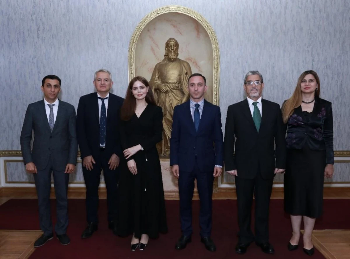 Bir qrup xarici jurnalist Diaspor Komitəsində oldu — 3