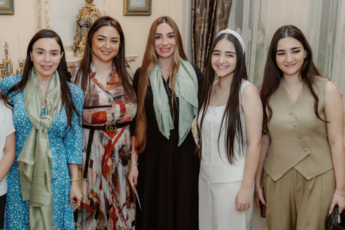 Maqsud İbrahimbəyov Yaradıcılıq Mərkəzində “Zeynəbin sehrli dünyası” adlı sərginin açılışı oldu — 6