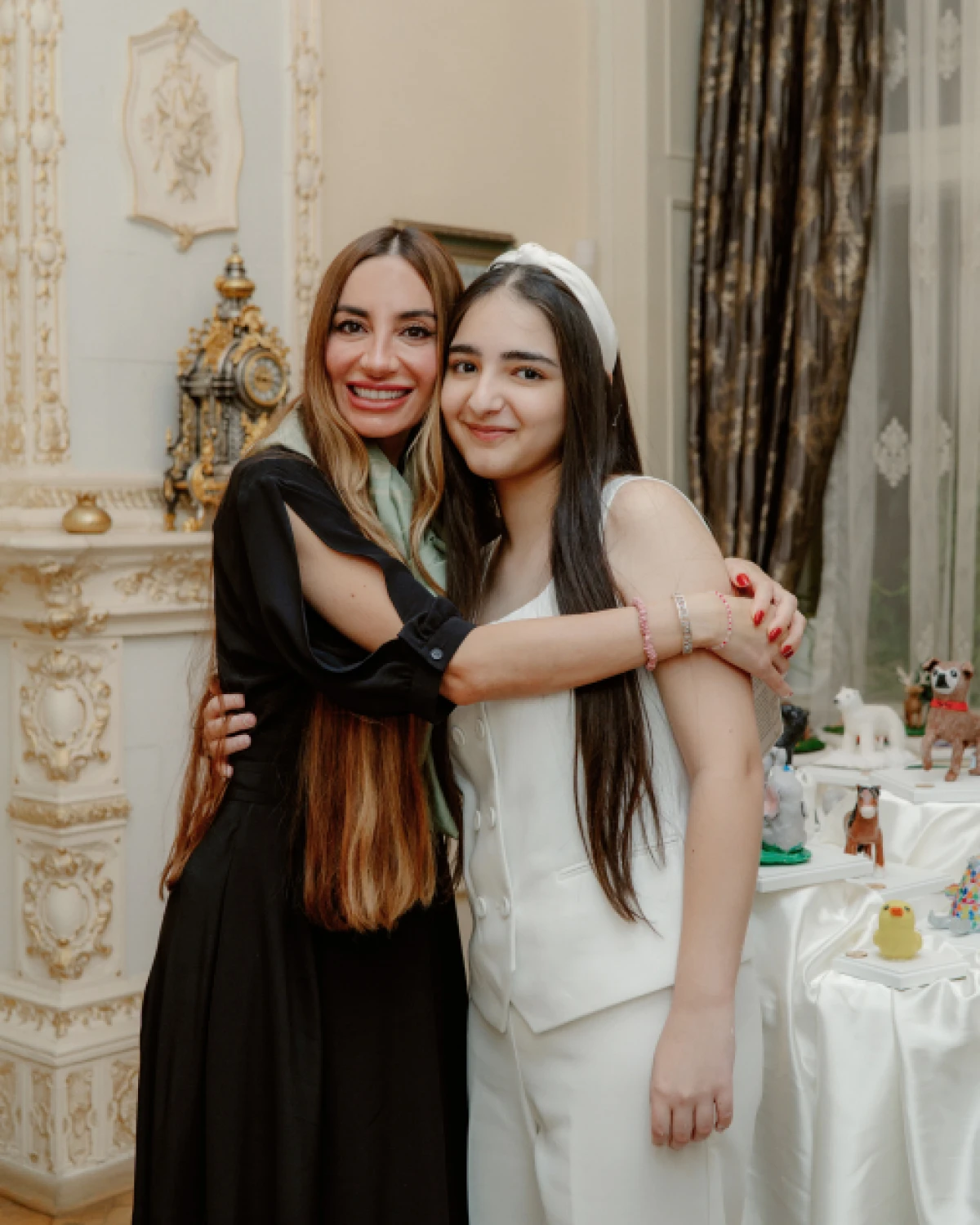 Maqsud İbrahimbəyov Yaradıcılıq Mərkəzində “Zeynəbin sehrli dünyası” adlı sərginin açılışı oldu — 7