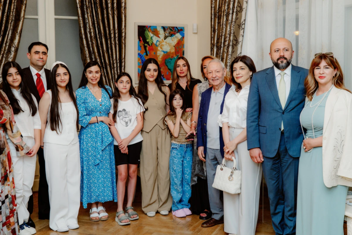 Maqsud İbrahimbəyov Yaradıcılıq Mərkəzində “Zeynəbin sehrli dünyası” adlı sərginin açılışı oldu — 8