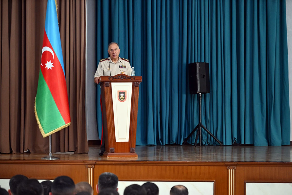Baş Qərargah rəisi Heydər Əliyev adına Hərbi İnstitutda oldu — 2