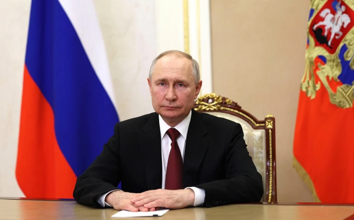 Putin: "Rusiya İran-İsrail münaqişəsində vasitəçi olmağa can atmır"