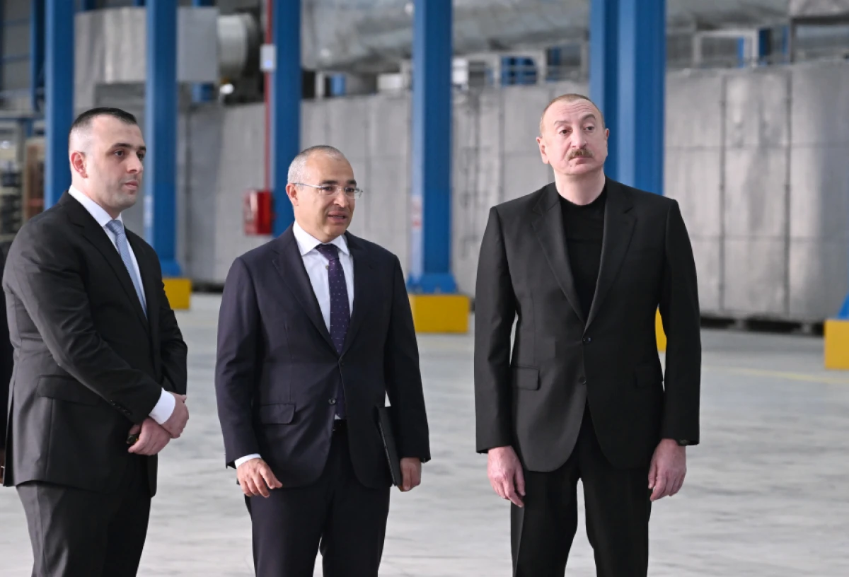 Prezidenti İlham Əliyev Goranboyda tikinti materialları istehsalı müəssisəsinin açılışında iştirak etdi - YENİLƏNDİ — 9