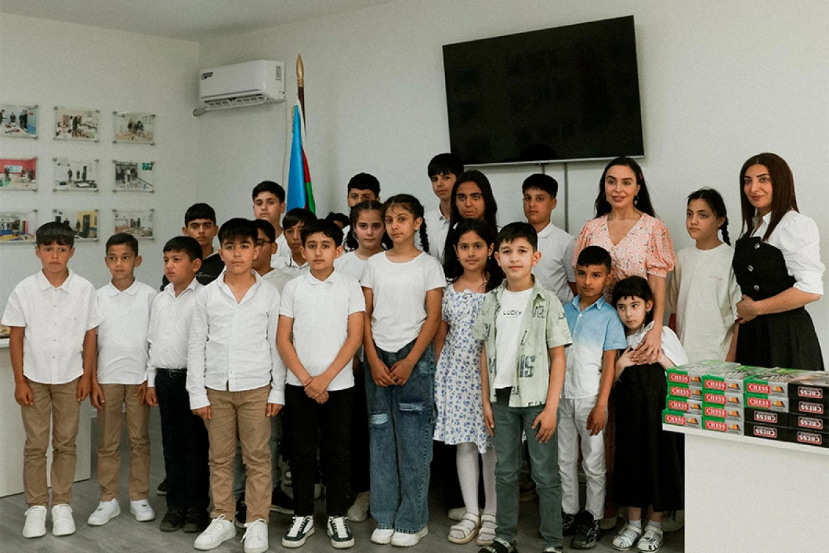 Leyla Əliyeva və Arzu Əliyeva Xızı rayonuna səfər etdi