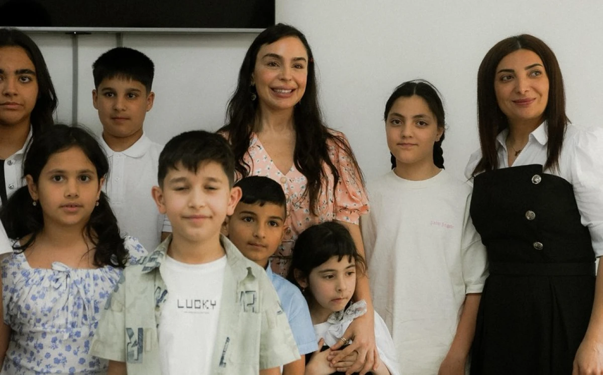Leyla Əliyeva və Arzu Əliyeva Xızı rayonuna səfər etdi — 1