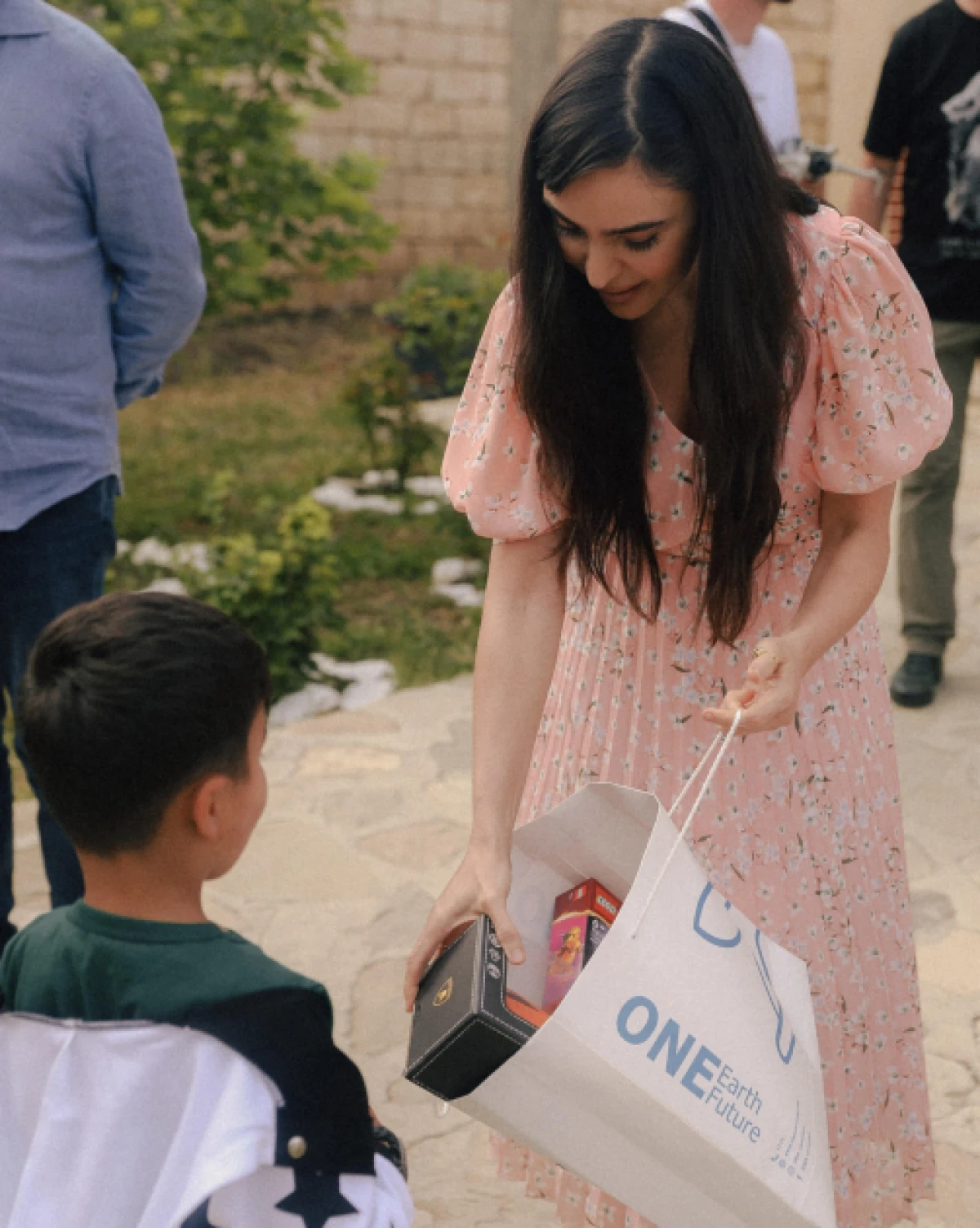 Leyla Əliyeva və Arzu Əliyeva “Gənc arıçı” layihəsinin iştirakçısı ilə görüşdü — 5