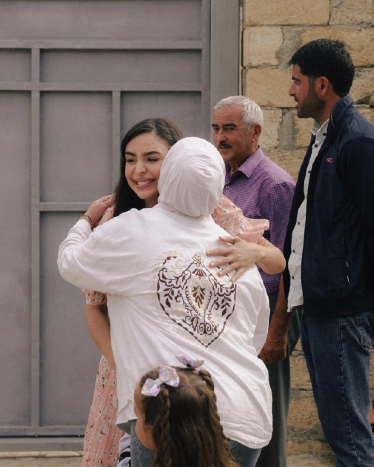 Leyla Əliyeva və Arzu Əliyeva “Gənc arıçı” layihəsinin iştirakçısı ilə görüşdü — 9