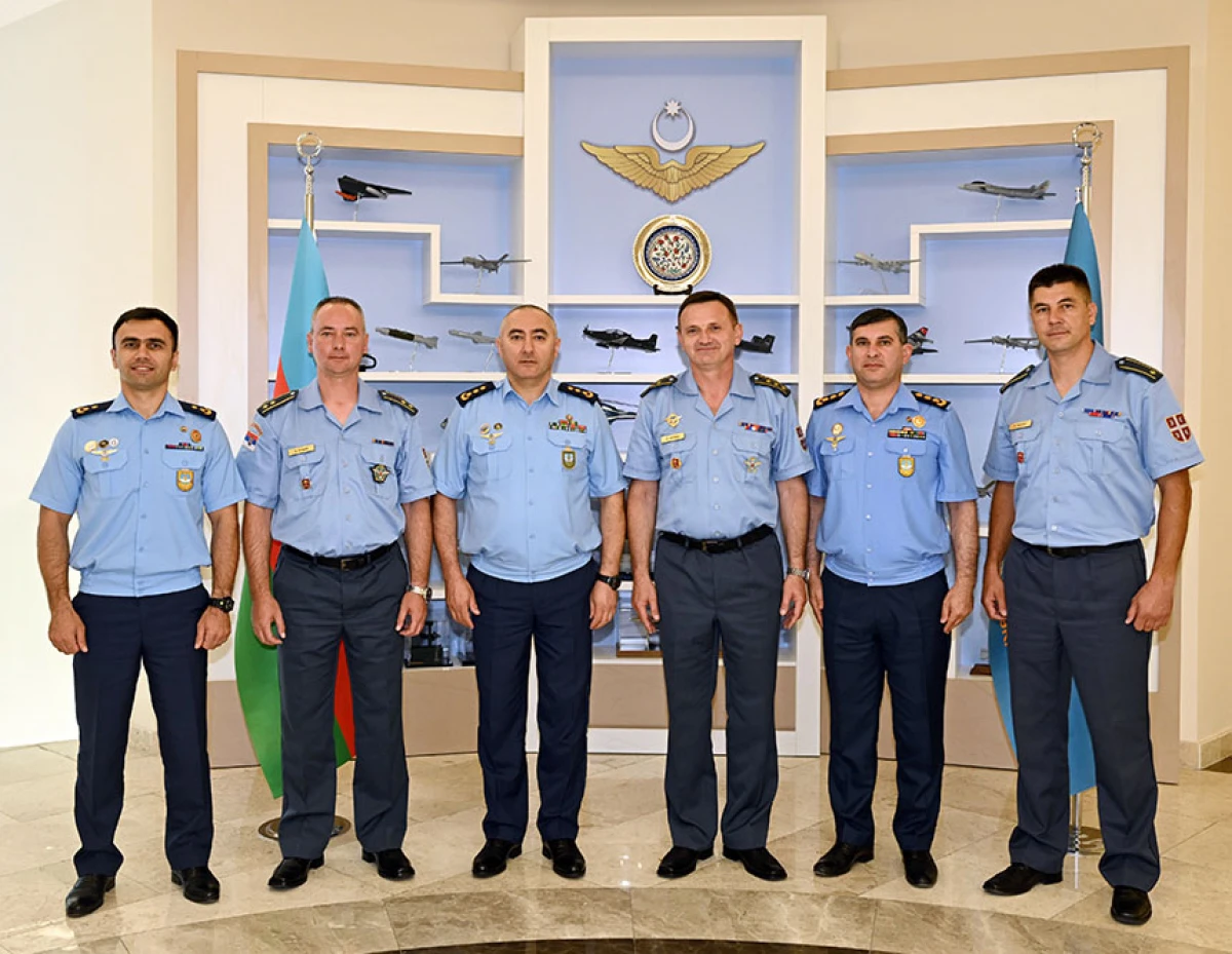 Azərbaycan və Serbiya HHQ arasında görüş keçirildi — 1