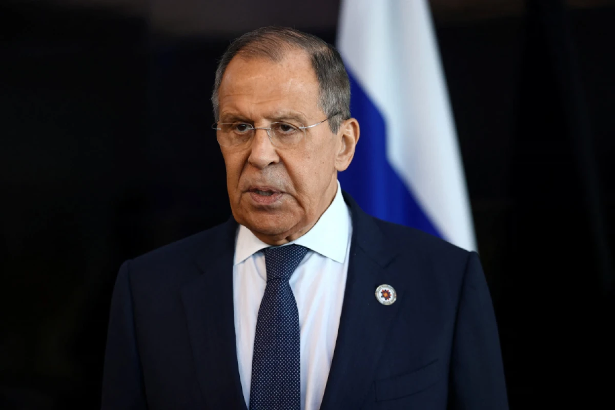 Lavrov: "Rusiya Ukraynanın neytral statusunun qorunmasını tələb edir"