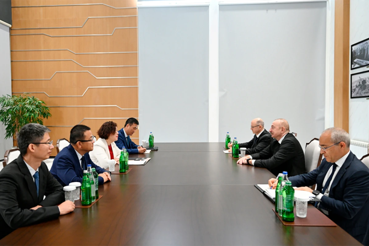 Prezident İlham Əliyev Mingəçevirdə Çinin “Dongfang Electric İnternational Corporation” Şirkətinin İdarə Heyətinin sədrini qəbul etdi