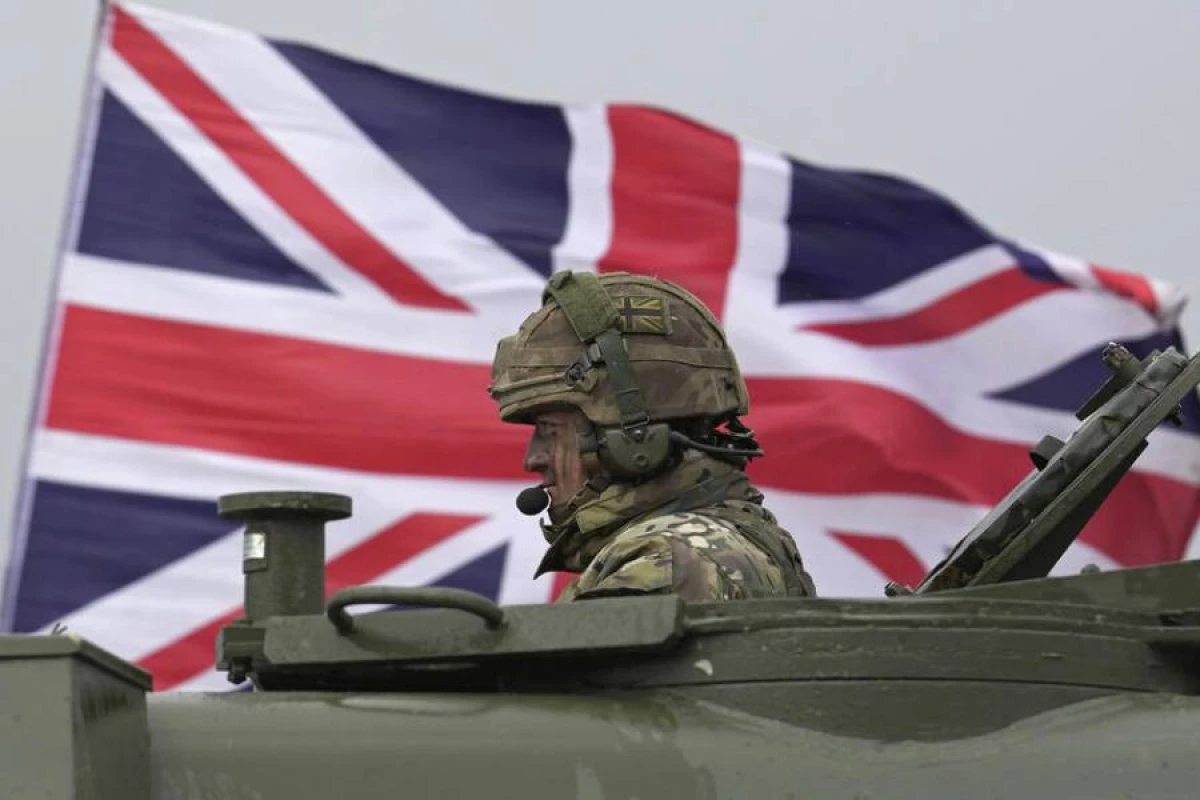Britaniya ilk dəfə hərbi hücum ehtimalına hazırlaşır