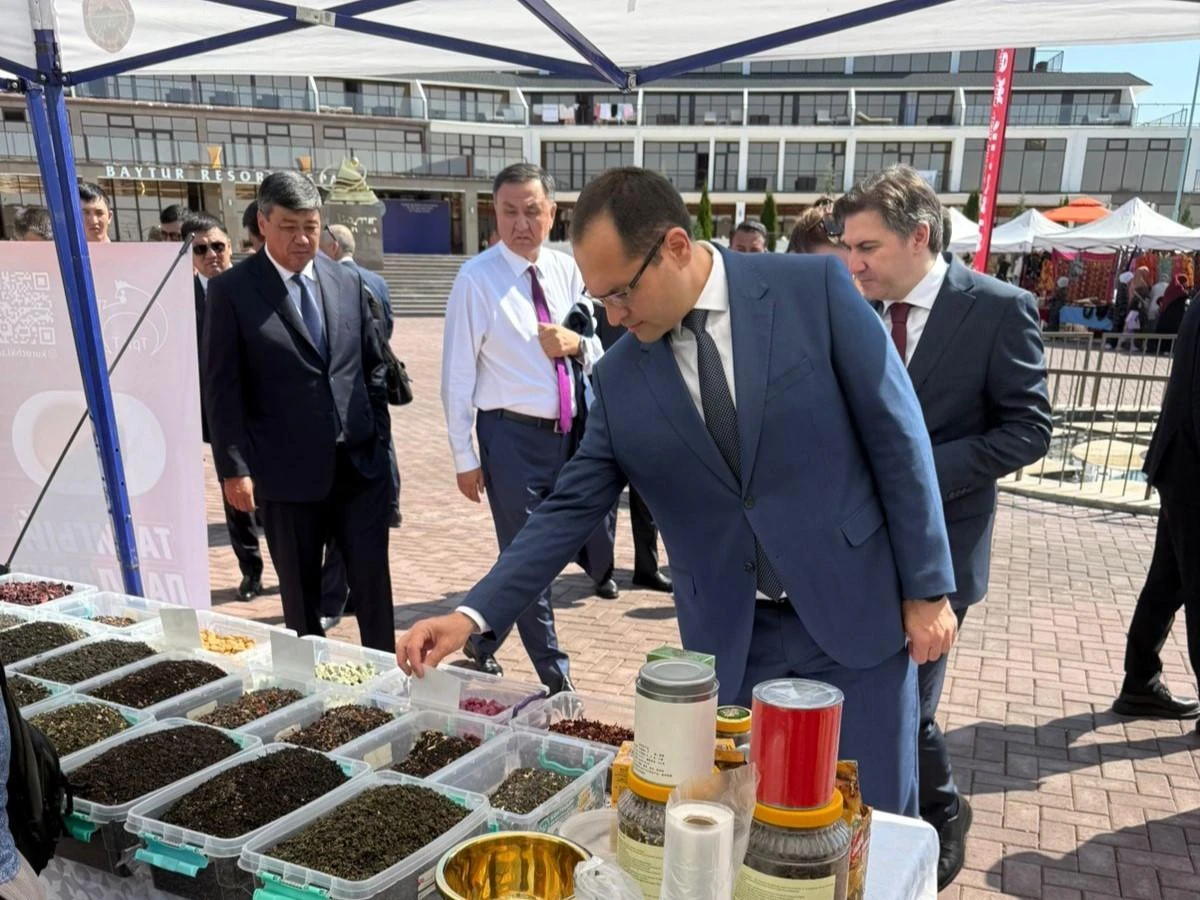Məcnun Məmmədov TDT ölkələrinin Kənd Təsərrüfatı Nazirlərinin IV Toplantısına qatıldı — 9