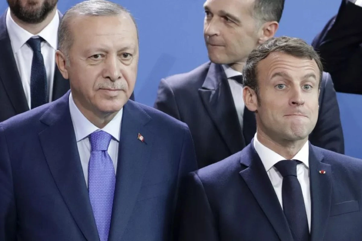 Makron çətin vəziyyətdə qaldı: Ərdoğandan mesaj