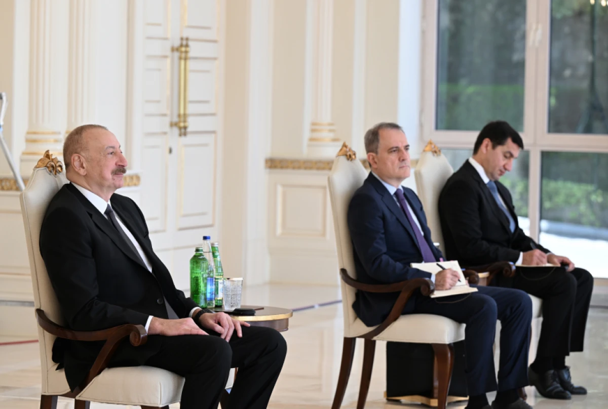 Prezident İlham Əliyev Polşanın ölkəmizdə yeni təyin olunmuş səfirinin etimadnaməsini qəbul etdi — 2
