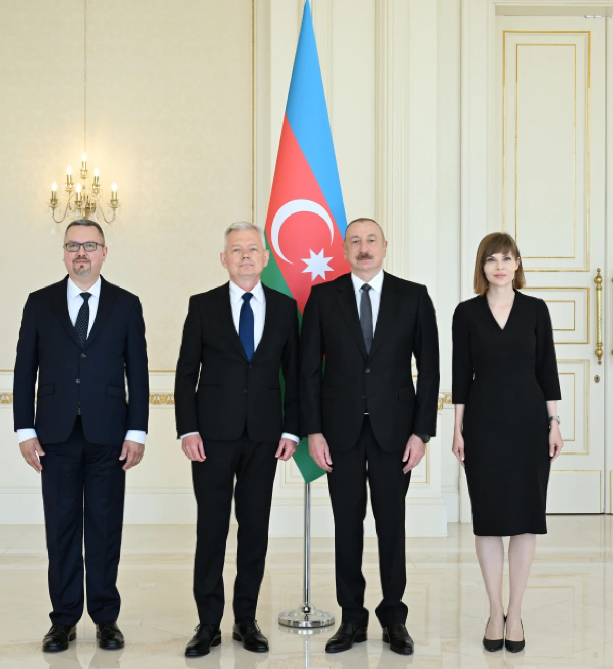 Prezident İlham Əliyev Polşanın ölkəmizdə yeni təyin olunmuş səfirinin etimadnaməsini qəbul etdi — 3