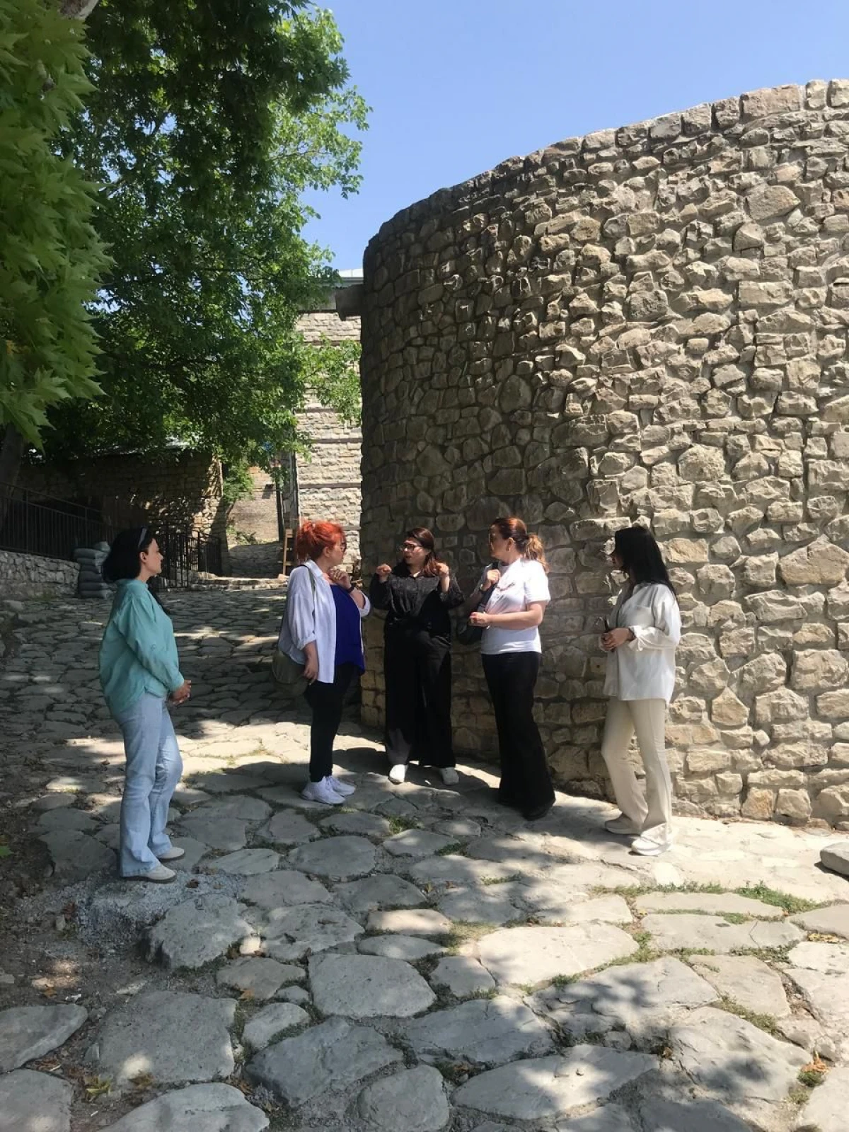 İsmayıllıda alban tayfalarına aid qəbiristanlıqlar, ibadətgah qalıqları və məişətə dair materiallar aşkarlandı — 1