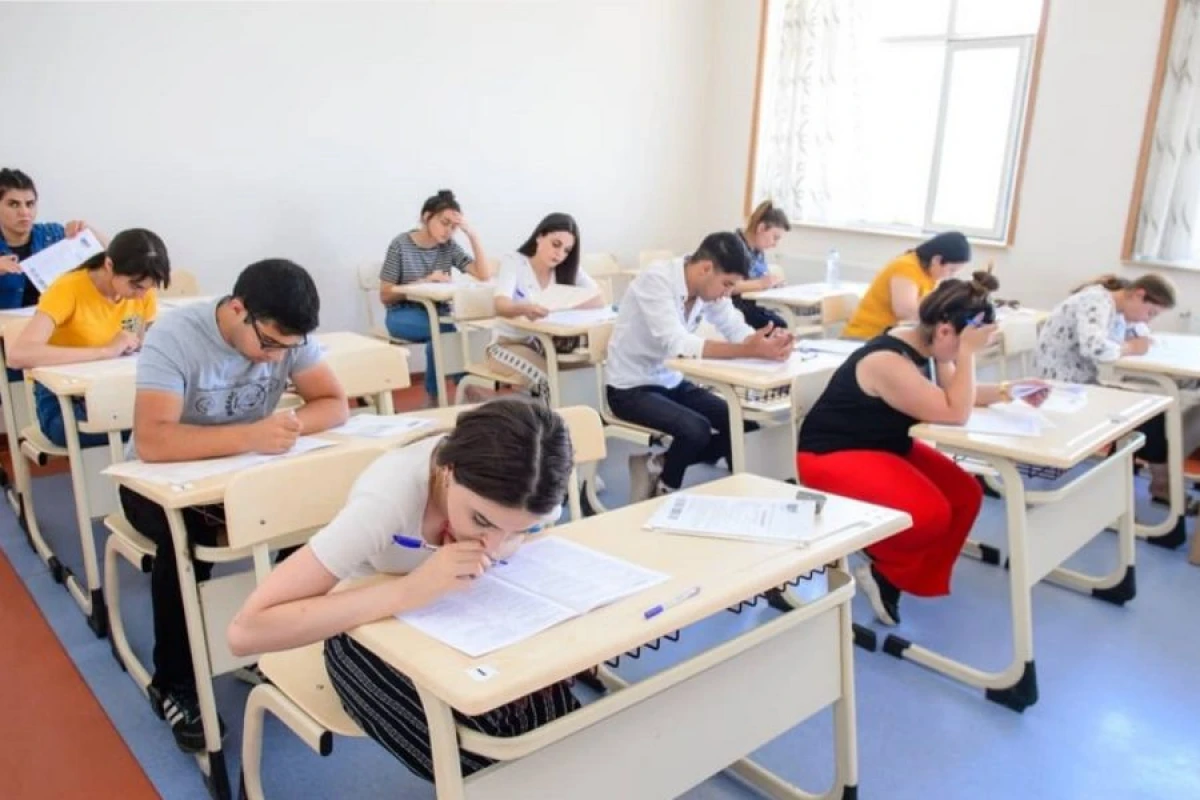 Azərbaycan dili fənni üzrə ikinci cəhd test imtahanı keçirildi - YENİLƏNDİ