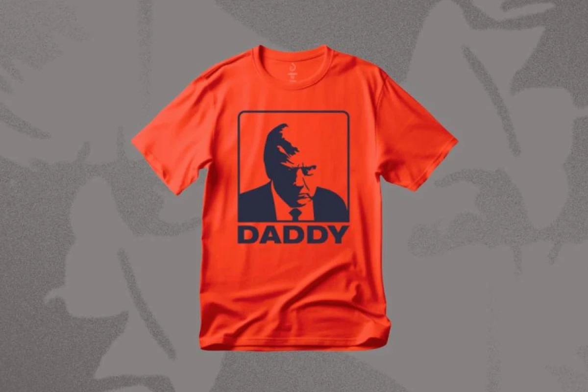 Tramp “DADDY” yazılı köynəklər satışa çıxardı