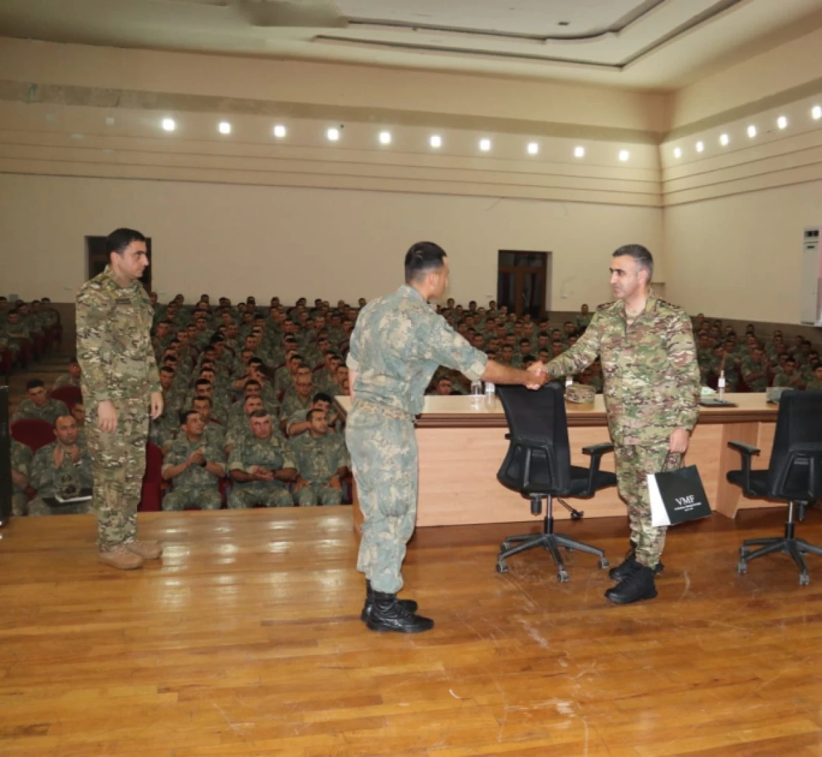 Hərbi Prokuror Hikmət Mirzəyev və hərbçilərlə görüşdü — 1