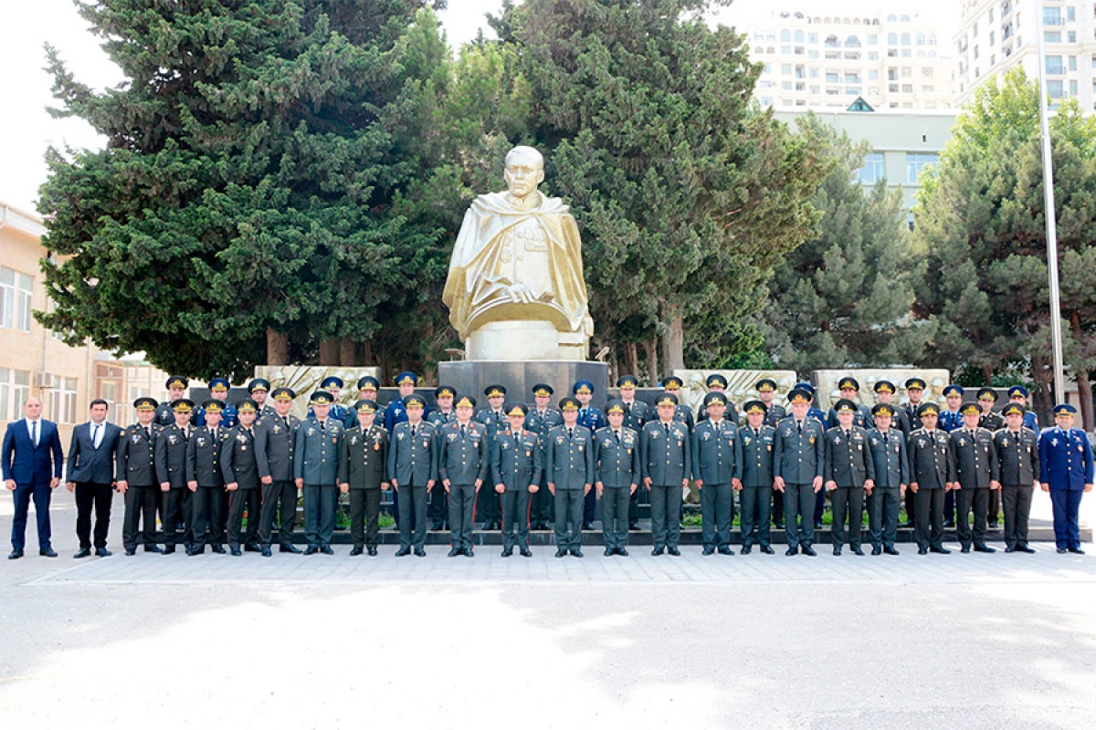 “Komanda-qərargah akademik kursu”nun buraxılış mərasimi keçirildi
