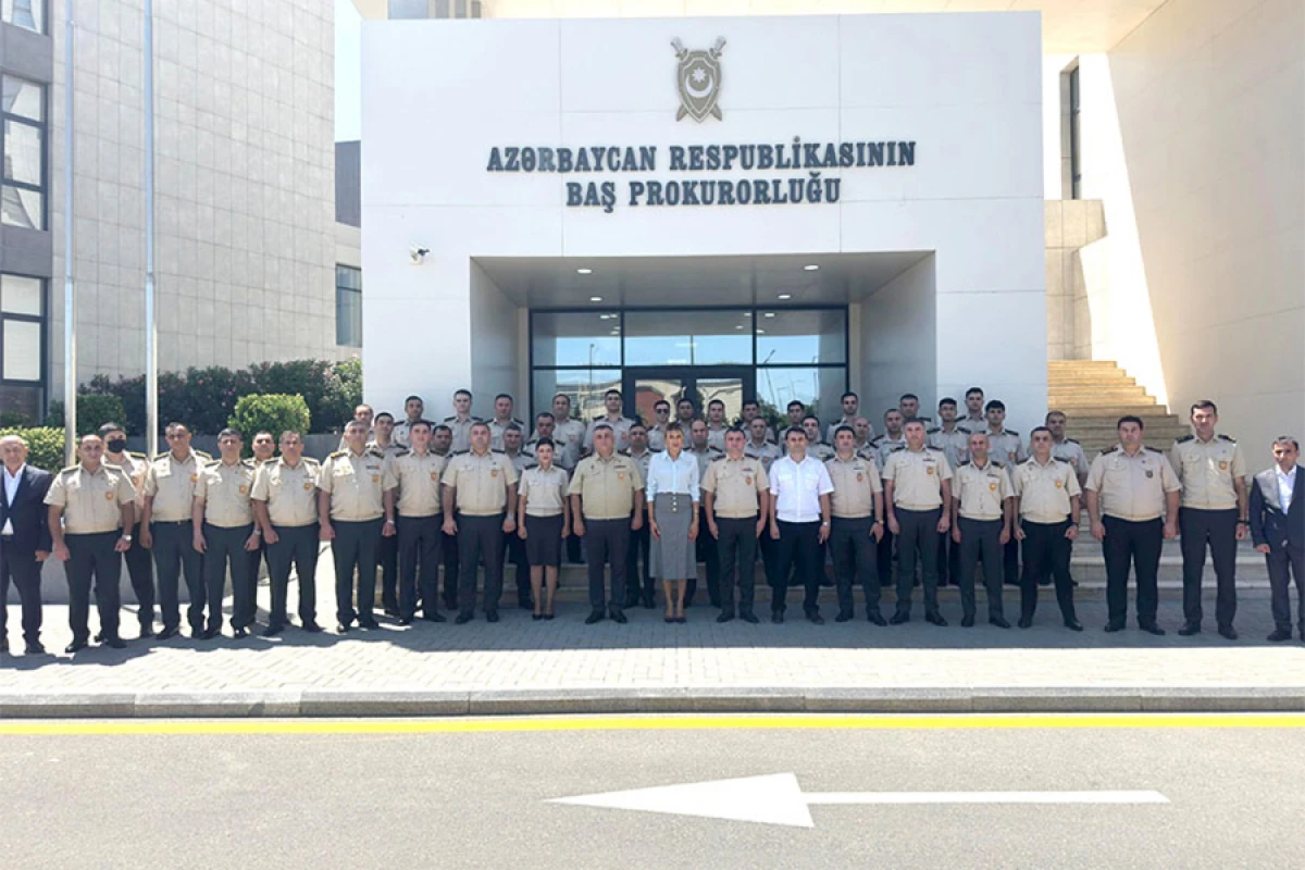 Hərbi qulluqçularla maarifləndirici tədbirlər keçirilir