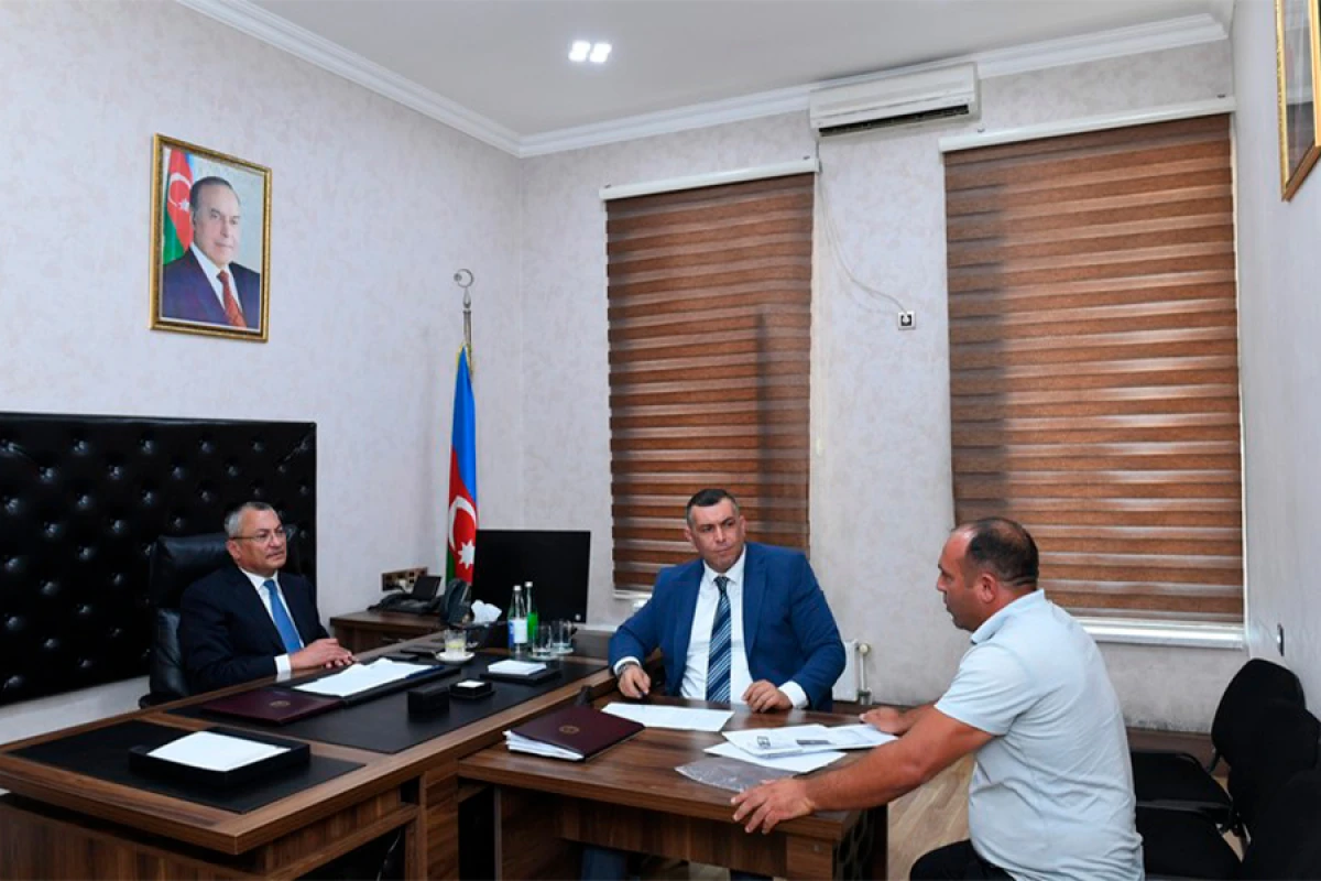Rövşən Rzayev vətəndaş qəbulu keçirdi