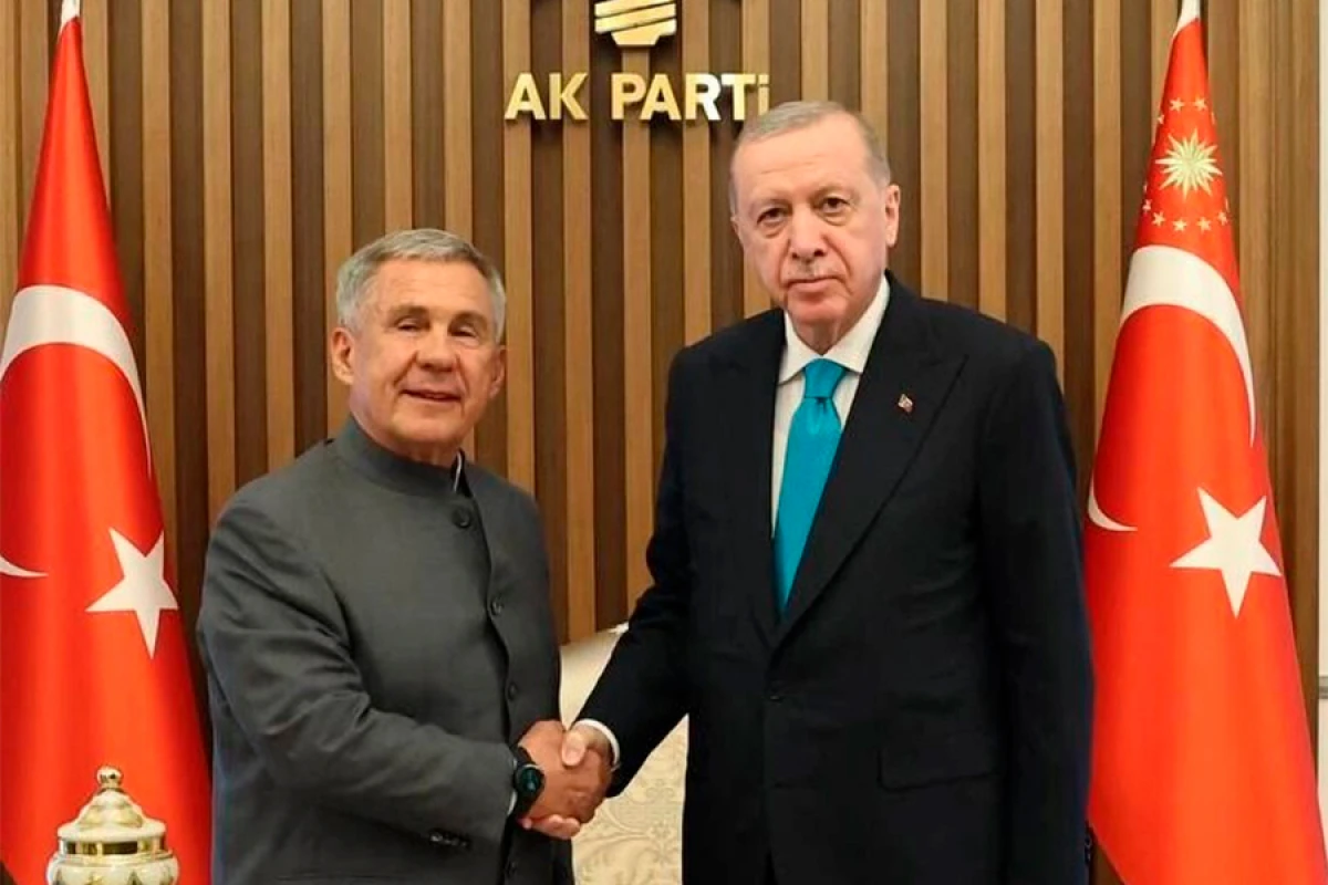 Minnixanov Ərdoğanın yanında: Moskva bu mesajı necə oxuyacaq?