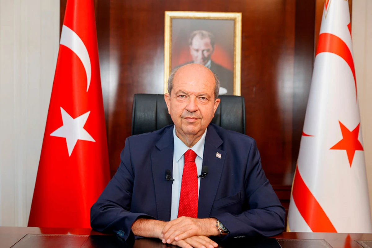 Ersin Tatara Fəxri Doktor Diplomunun təqdim edilməsi mərasimi keçirilir