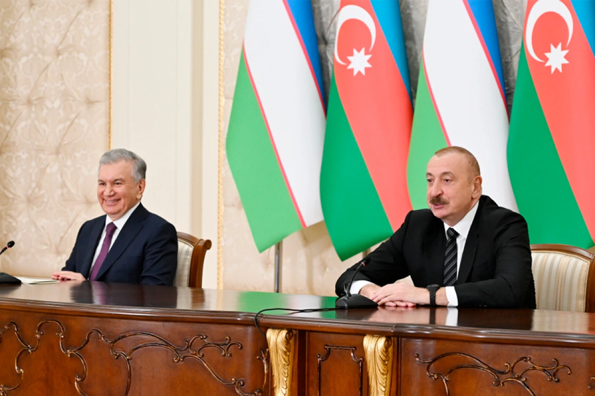 Azərbaycan Prezidenti İlham Əliyev və Özbəkistan Prezidenti Şavkat Mirziyoyev mətbuata bəyanatlarla çıxış etdilər - YENİLƏNDİ