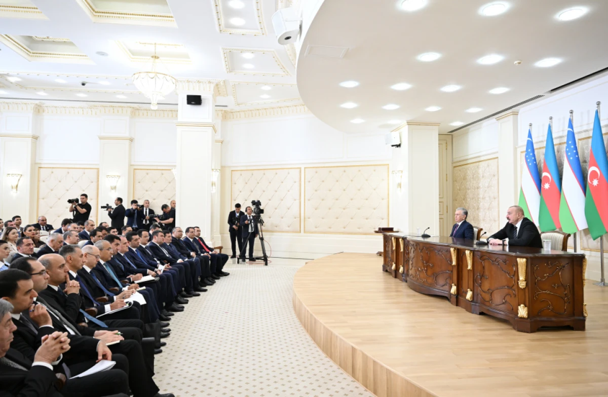 Azərbaycan Prezidenti İlham Əliyev və Özbəkistan Prezidenti Şavkat Mirziyoyev mətbuata bəyanatlarla çıxış etdilər - YENİLƏNDİ — 5