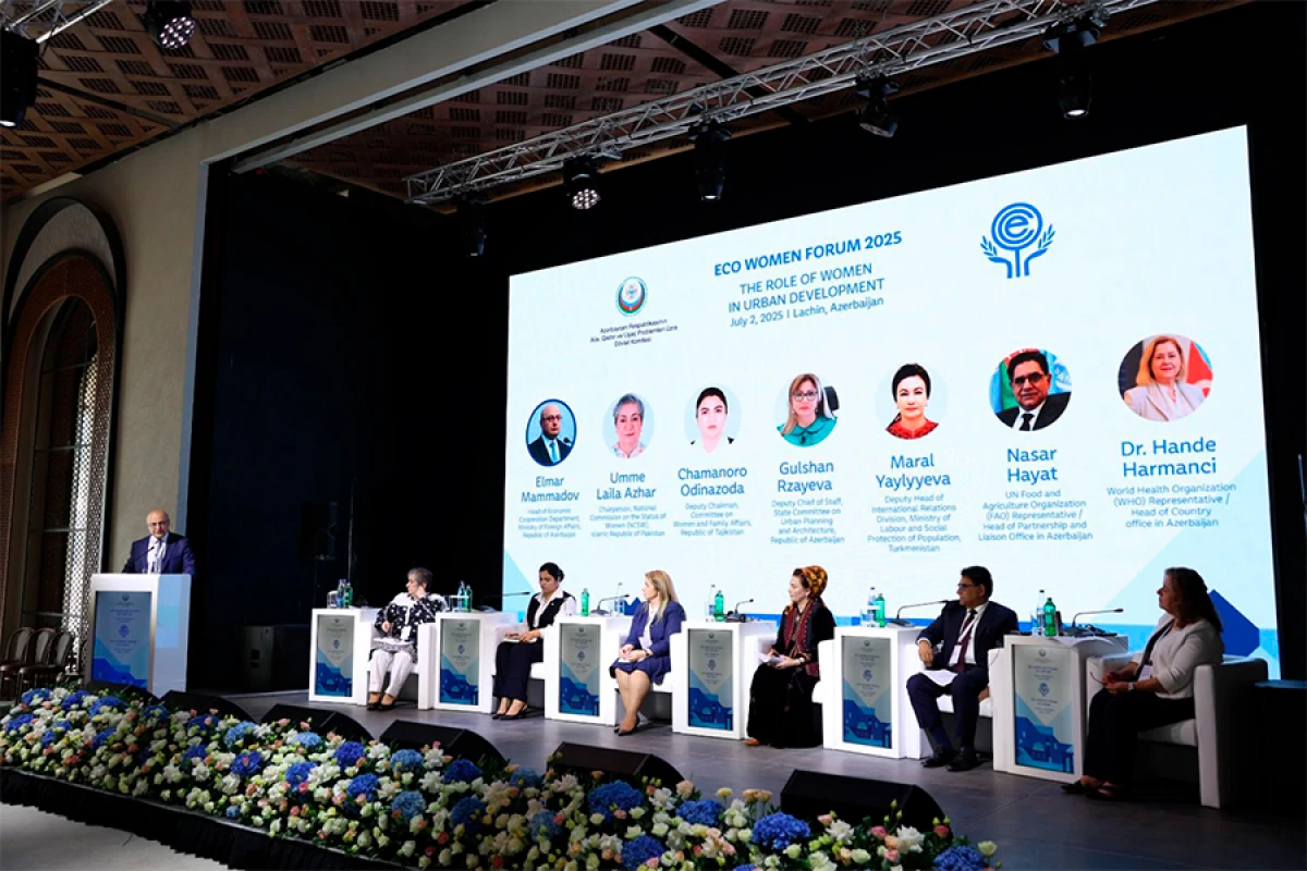“Şəhərsalmanın inkişafında qadınların rolu” mövzusunda panel müzakirə təşkil edildi