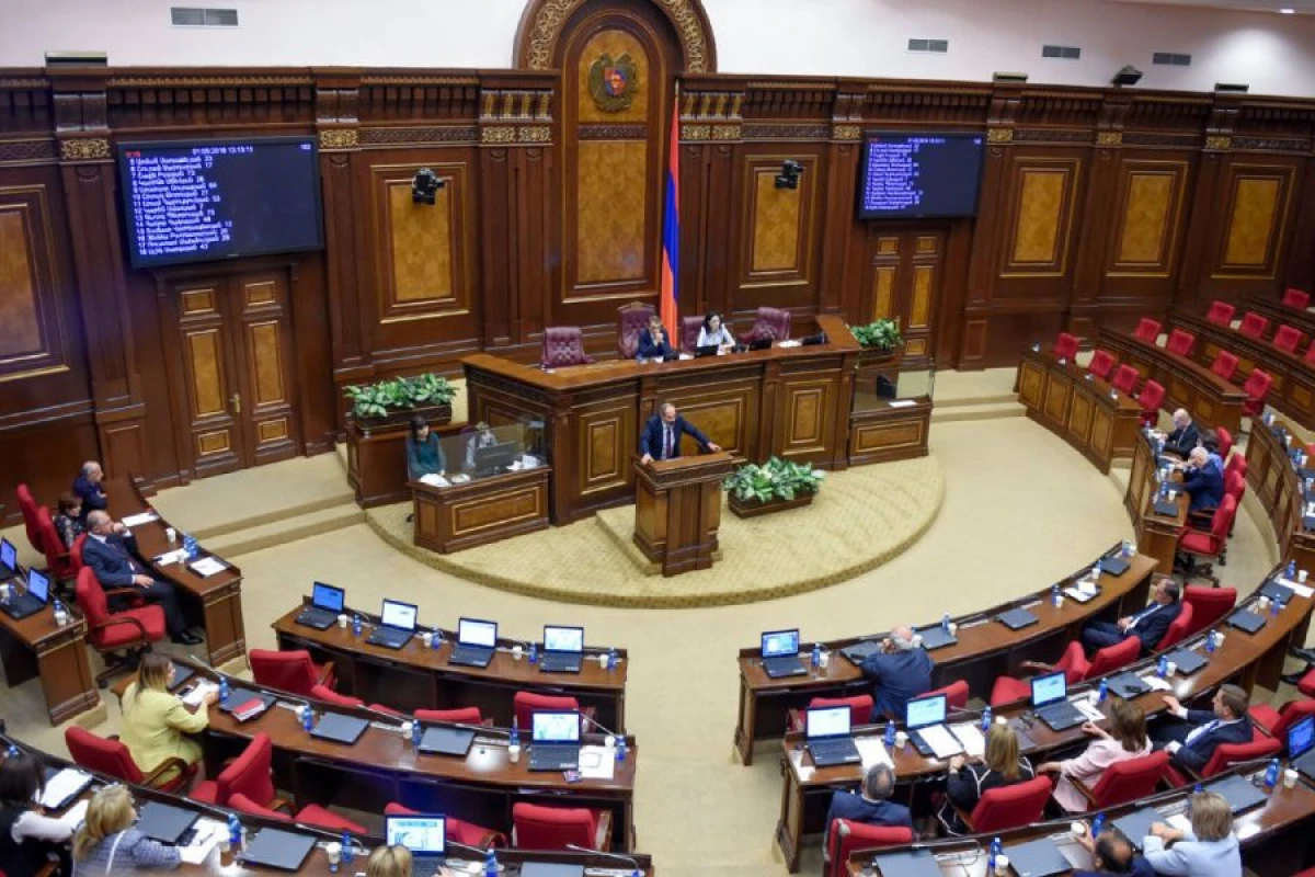 Ermənistan parlamenti çevrilişlərlə bağlı layihəni müzakirə edəcək